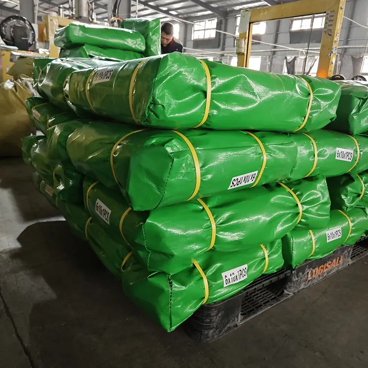 Žolė žalia 300 GSM Virgin PE brūkšnys