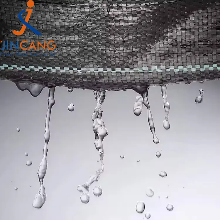 Patvarus piktžolių kilimėlis